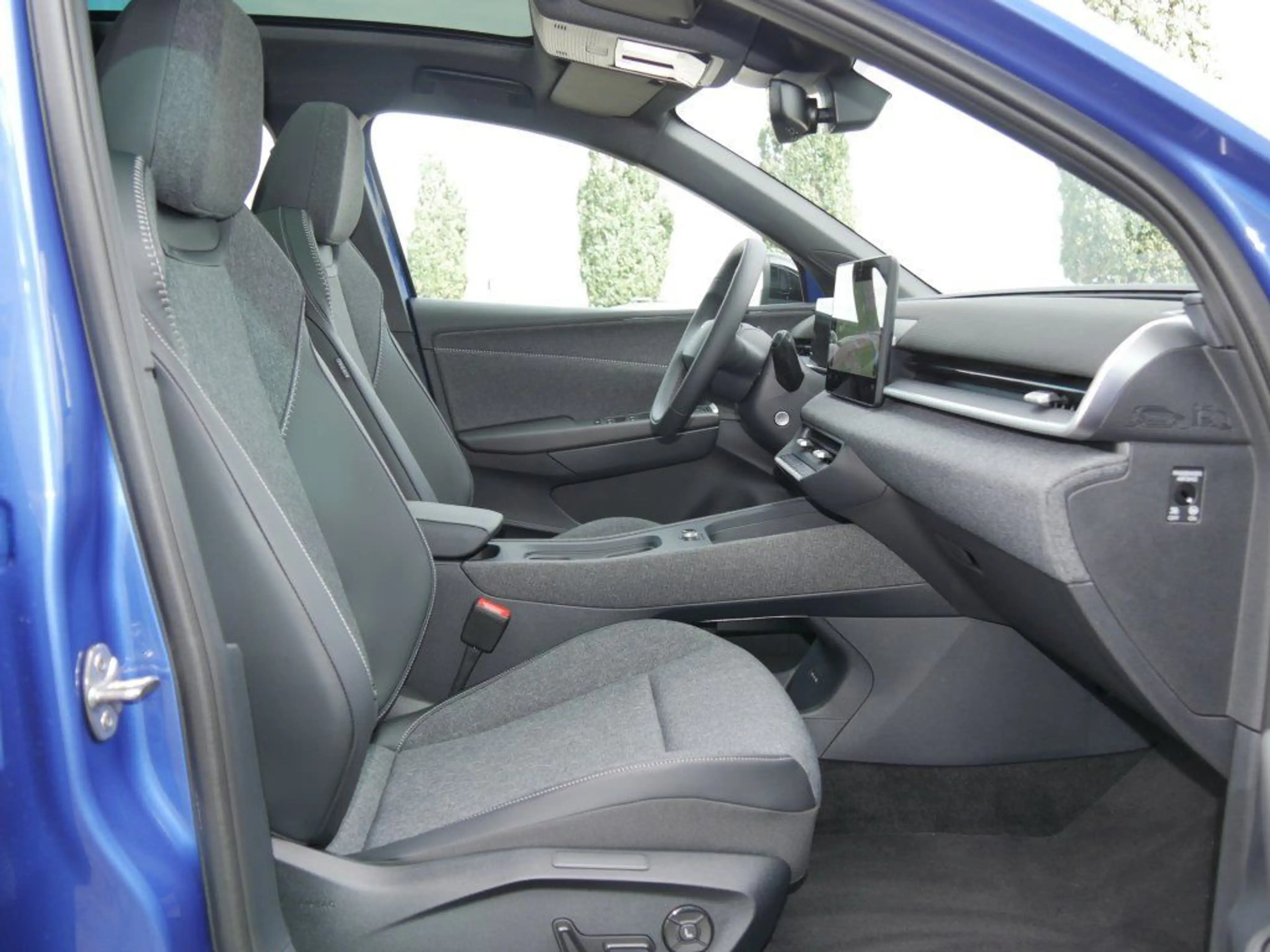 Volkswagen ID. Polo Style AHK IQ.LIGHT Pano Rückfahrkamera — photo 4