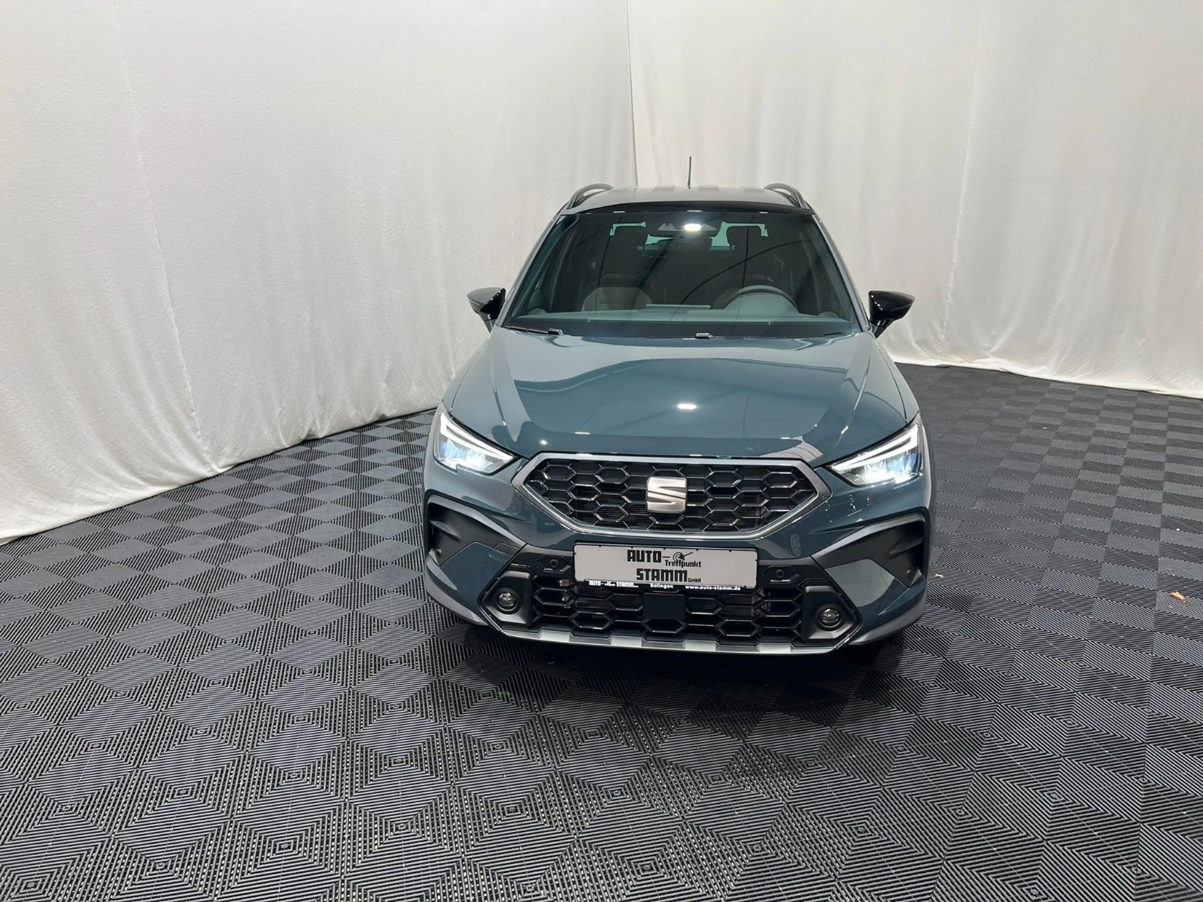 SEAT Arona 1.0 TSI 85kW FR DSG — photo 3