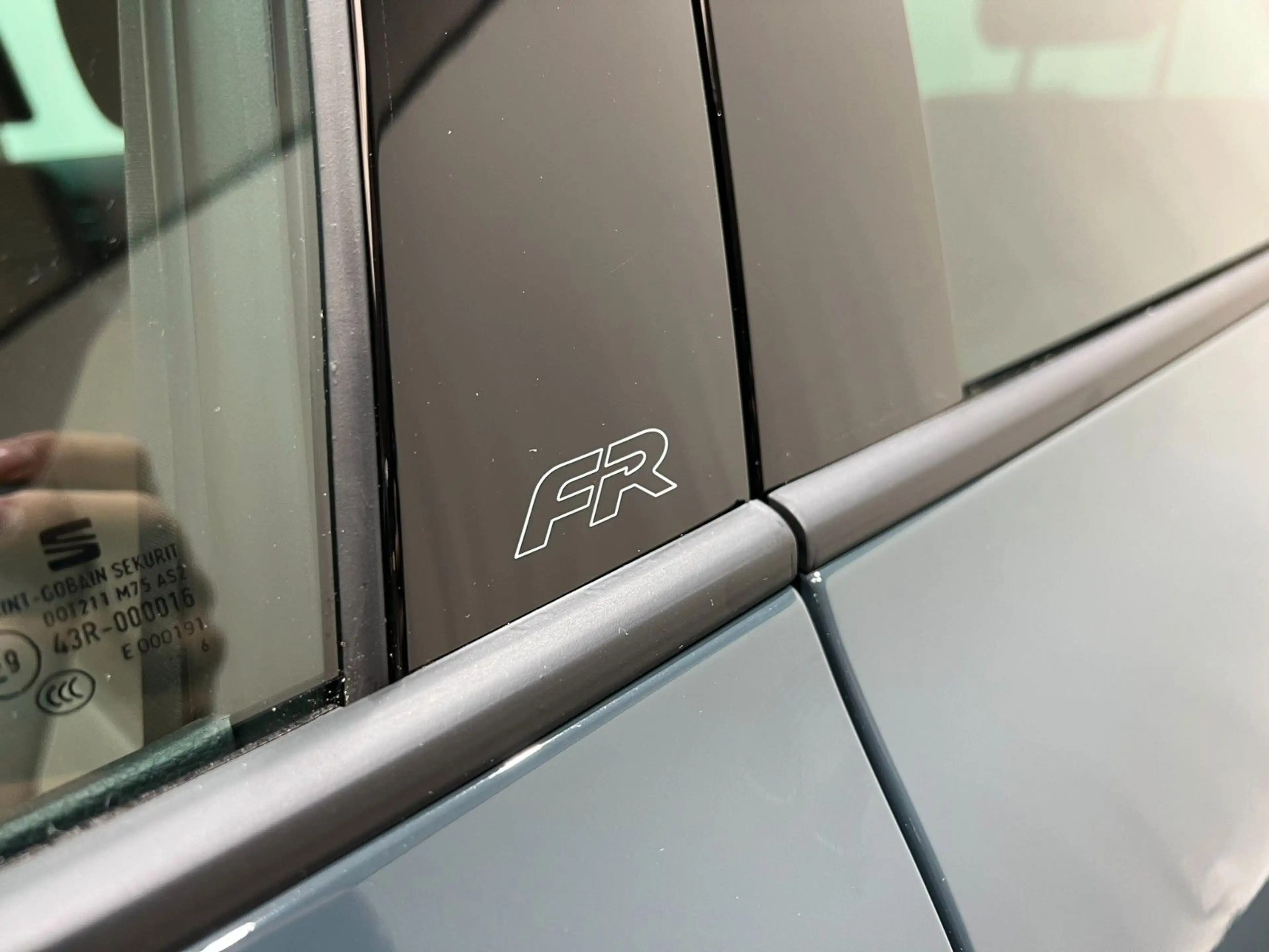 SEAT Arona 1.0 TSI 85kW FR DSG — photo 10