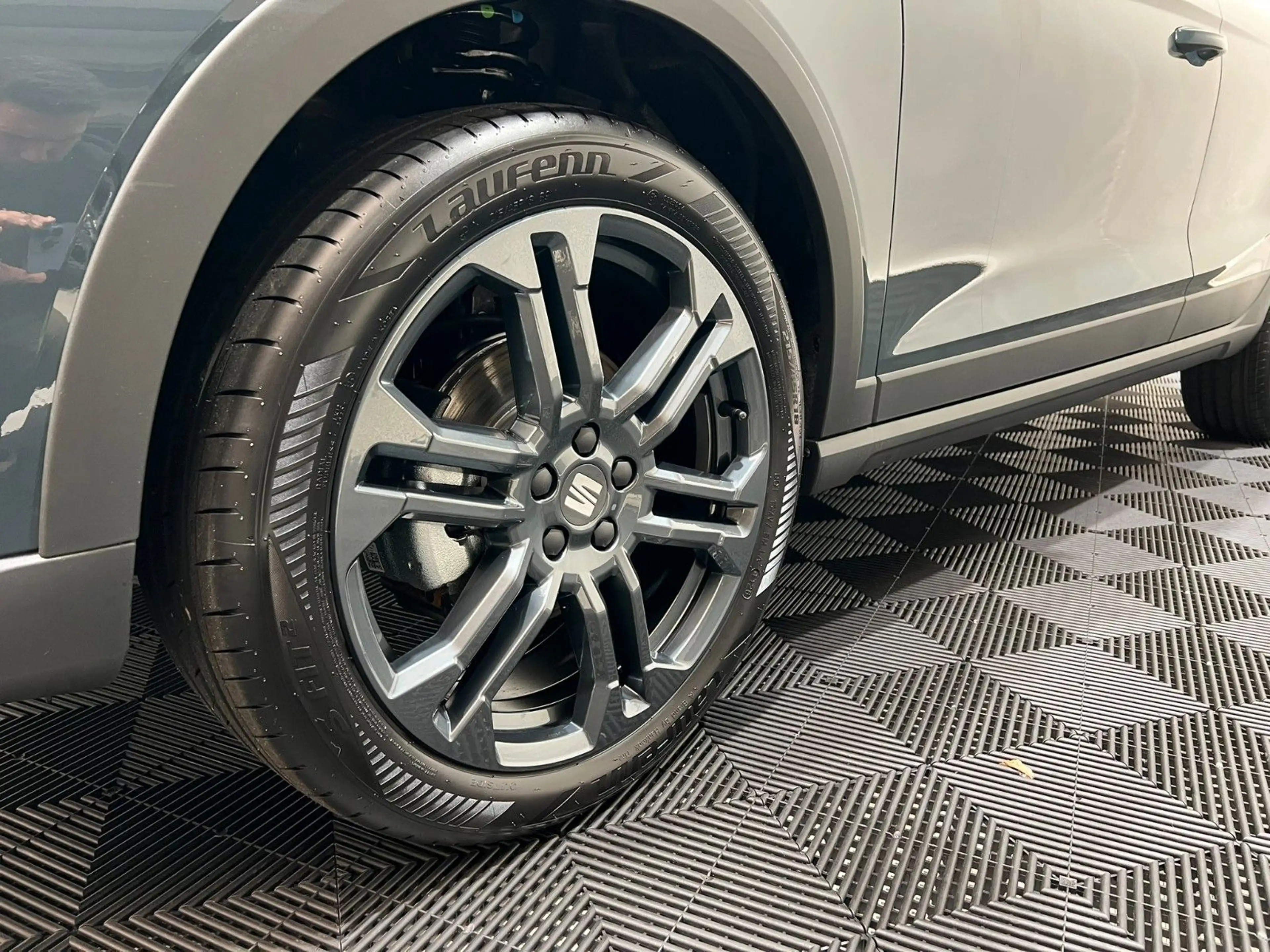 SEAT Arona 1.0 TSI 85kW FR DSG — photo 9