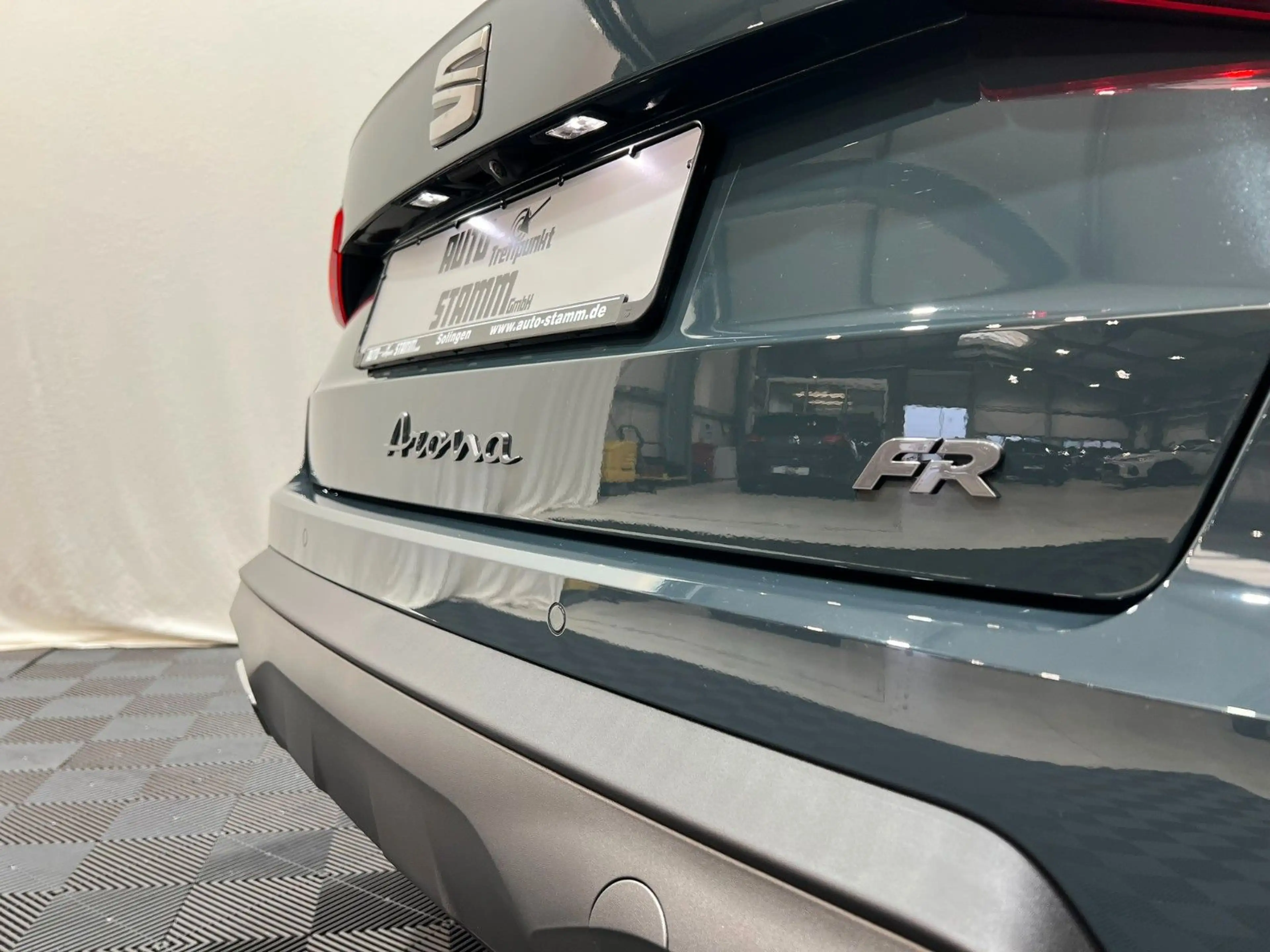 SEAT Arona 1.0 TSI 85kW FR DSG — photo 8