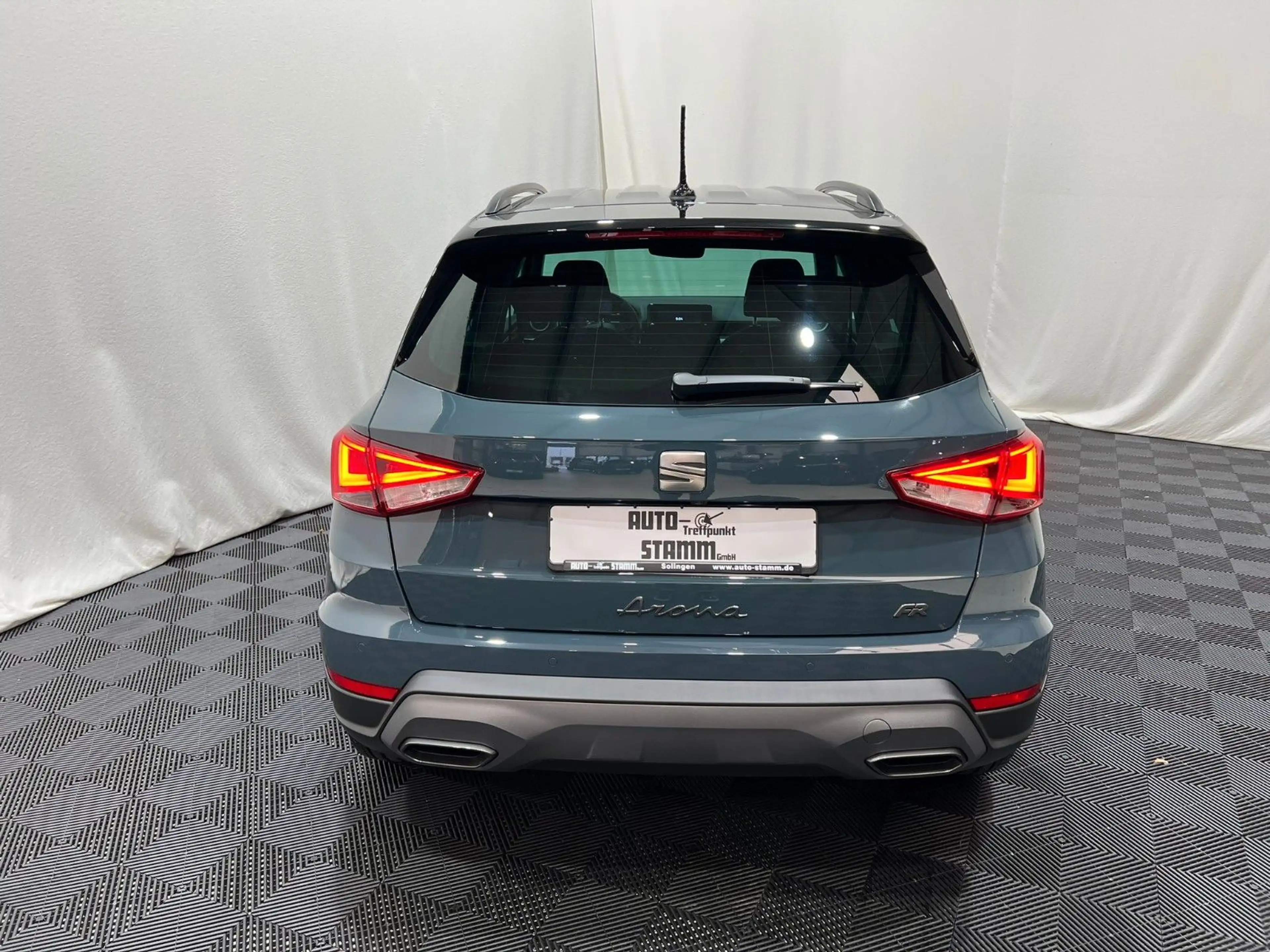 SEAT Arona 1.0 TSI 85kW FR DSG — photo 6