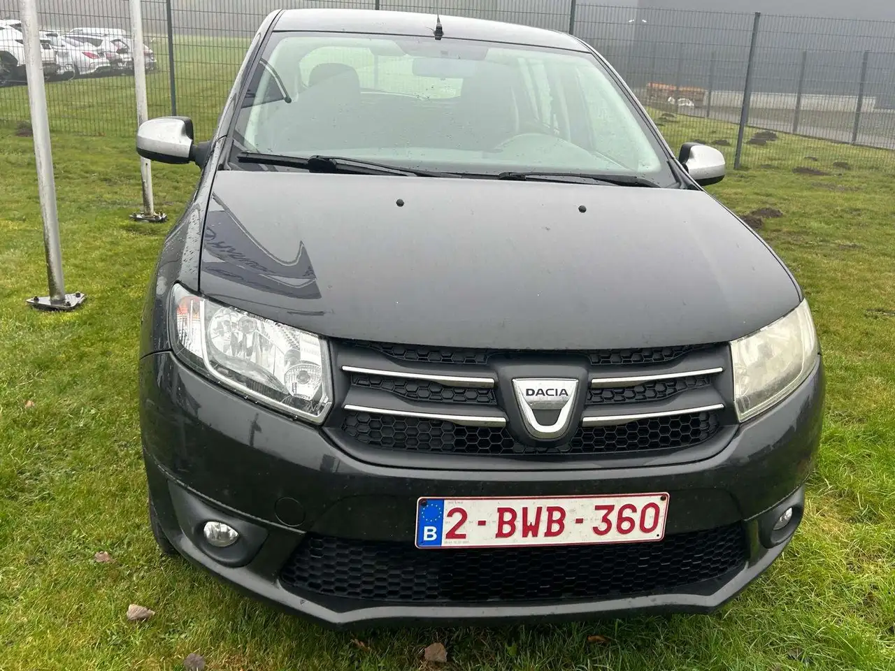 Dacia Sandero 1.2 16V 75 Laureate