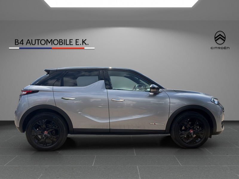 DS Automobiles DS 3 Crossback E-Tense Performance Line — photo 4