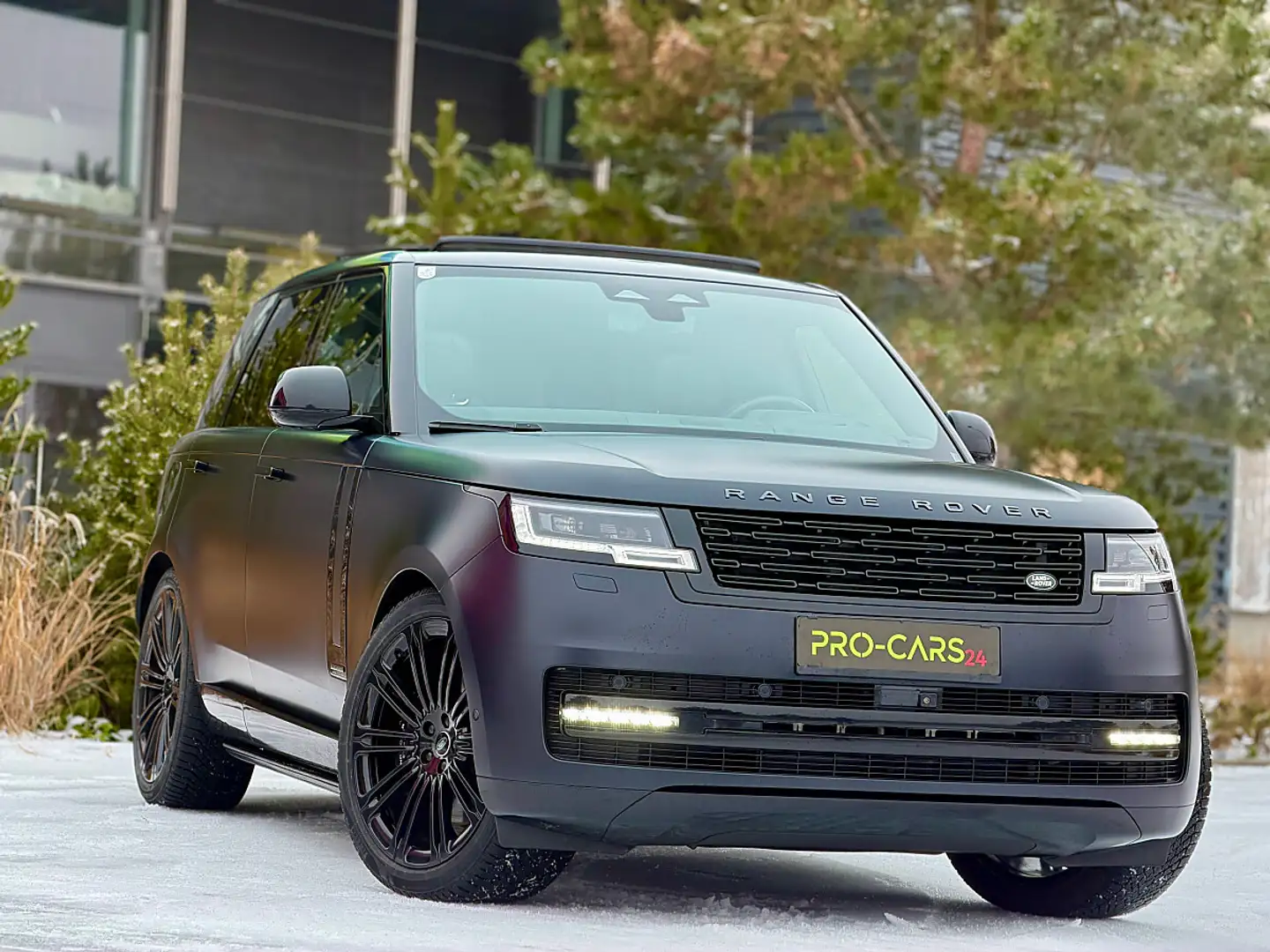 Land Rover Range Rover 3.0 P510e PHEV AWD Autobiography Schwarz - 1