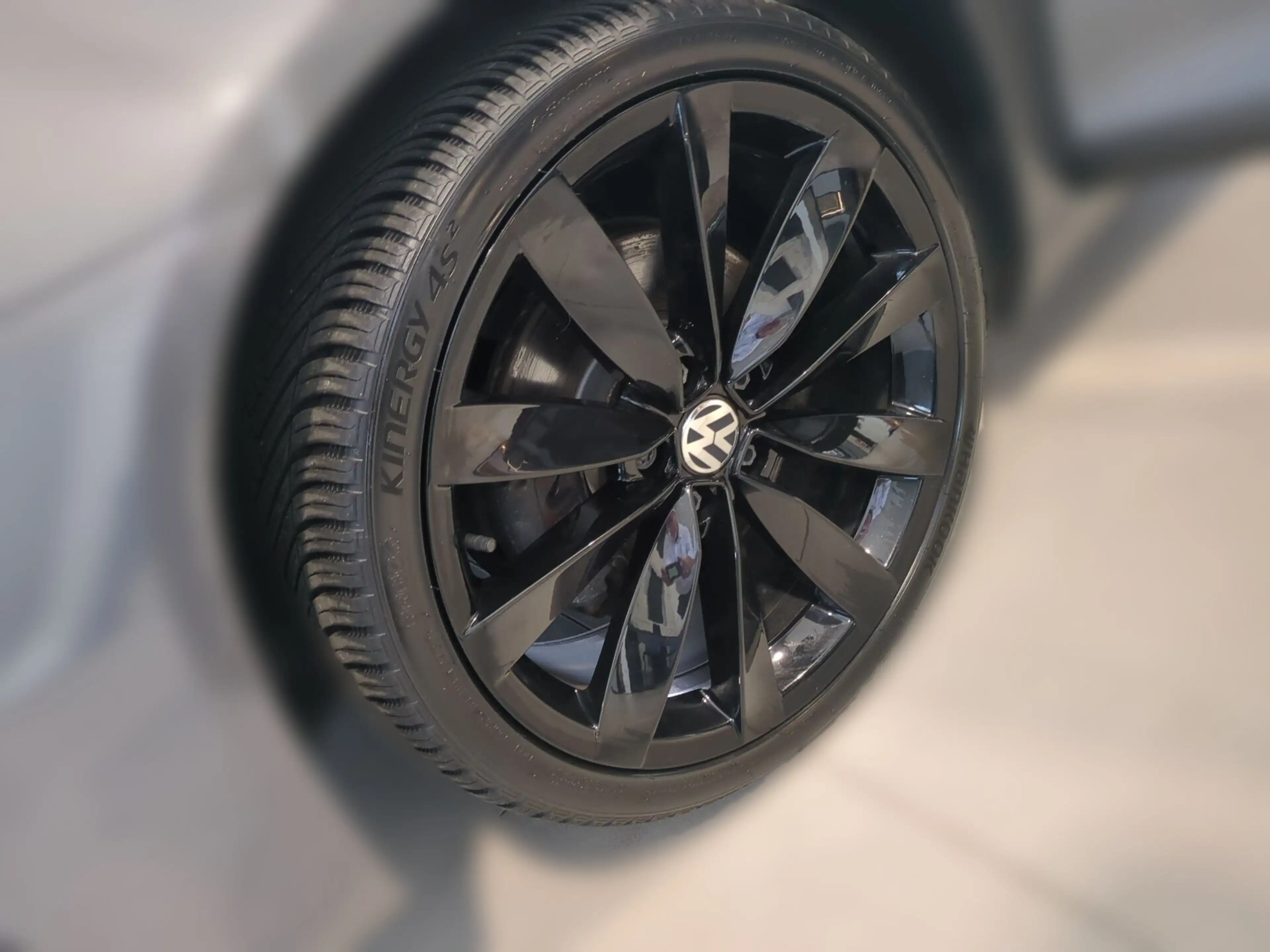 Volkswagen Scirocco 2.0 TSI Sound AUT+Navi+Winterp.+Kam.+LM — photo 8