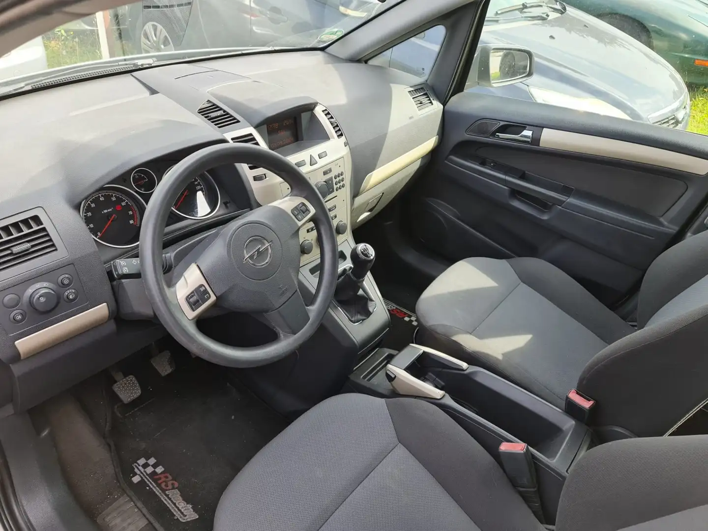 Opel Zafira 1.6 Ecoflex 7 Sitzer - 2