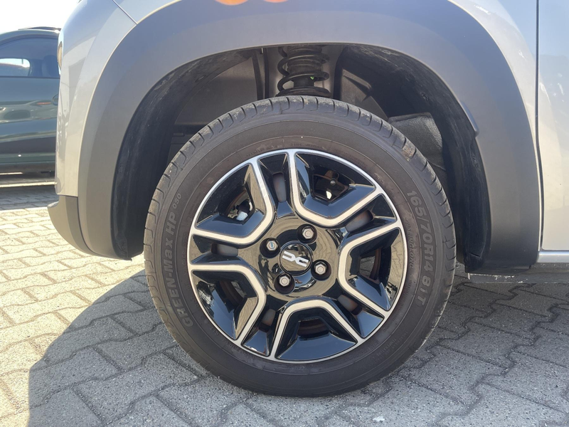 Dacia Spring Essential — photo 15