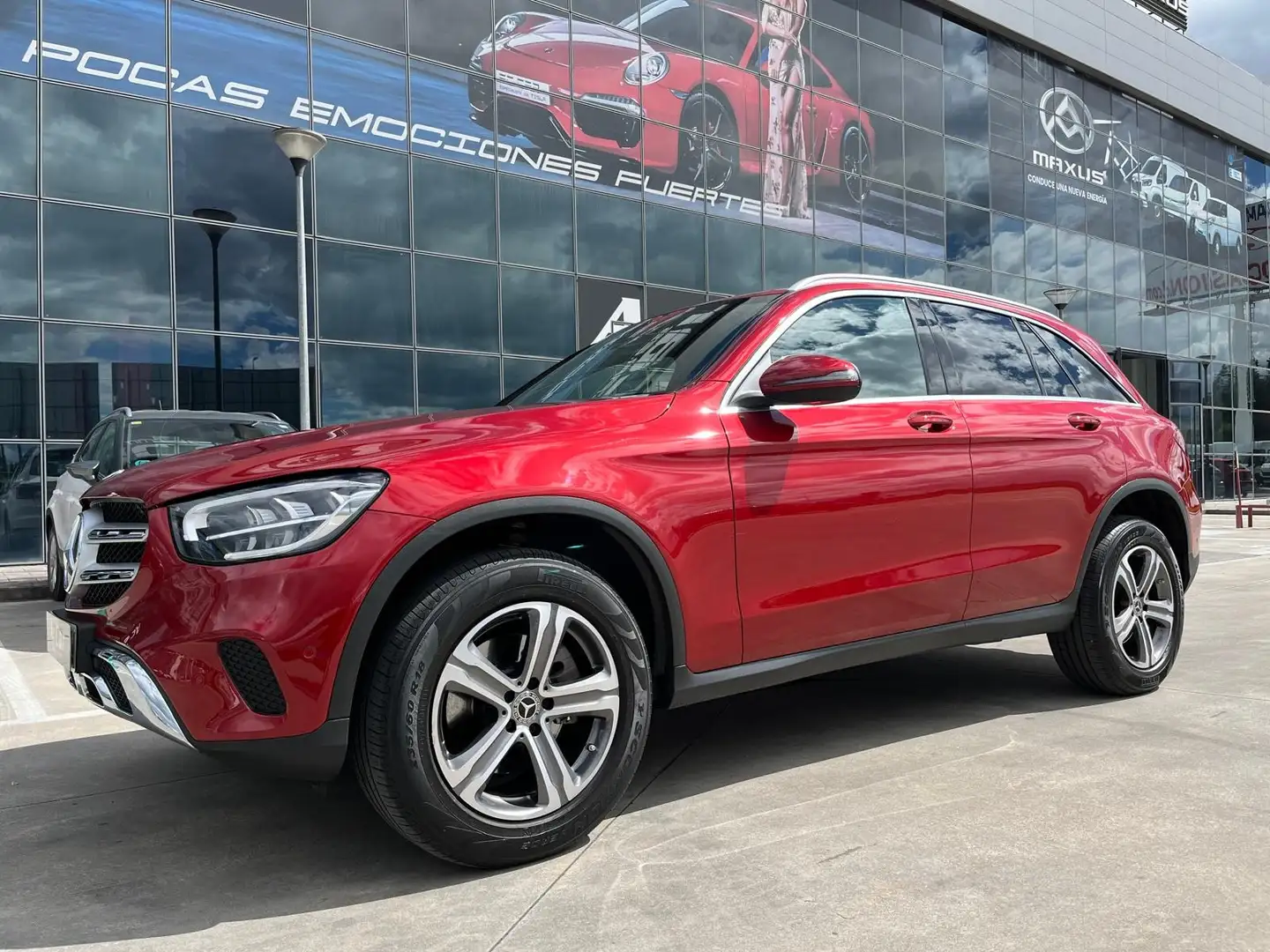Mercedes-Benz GLC 220 220d 4Matic 9G-Tronic crvena - 2