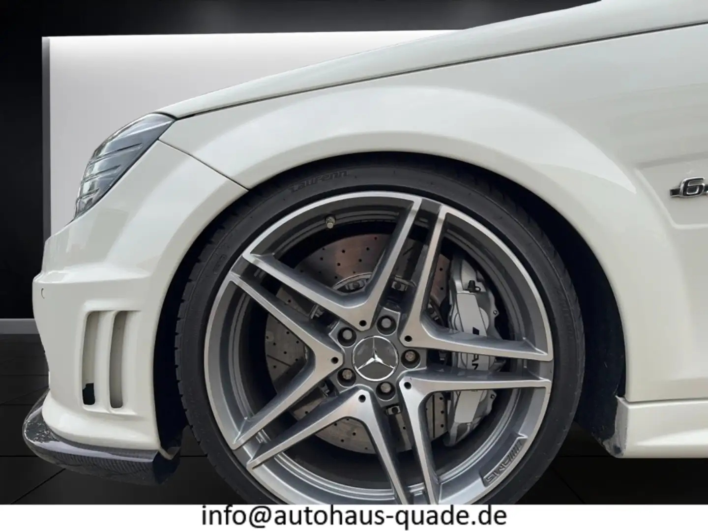 Mercedes-Benz C 63 AMG Wertgutachten/Historie/Car-Play/Akropovic Weiß - 1