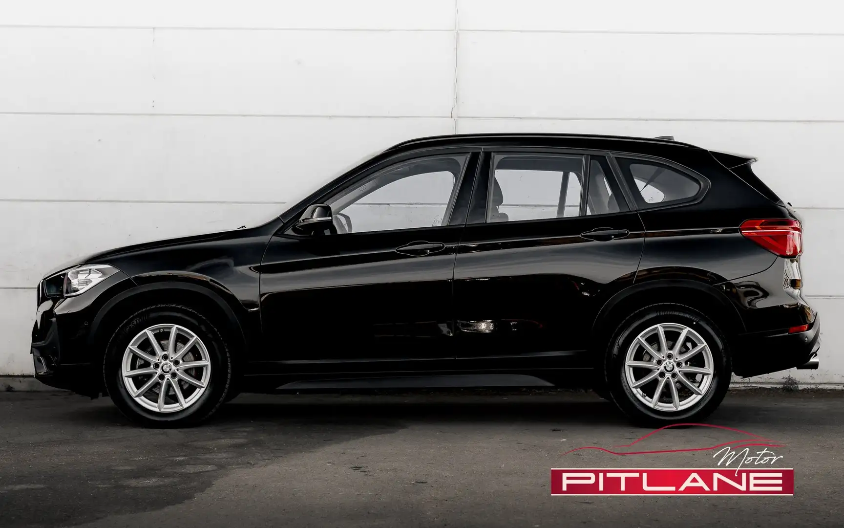 BMW X1 1.5iA sDrive18 Boite Auto / Grand Gps / Cruise+Acc Schwarz - 2
