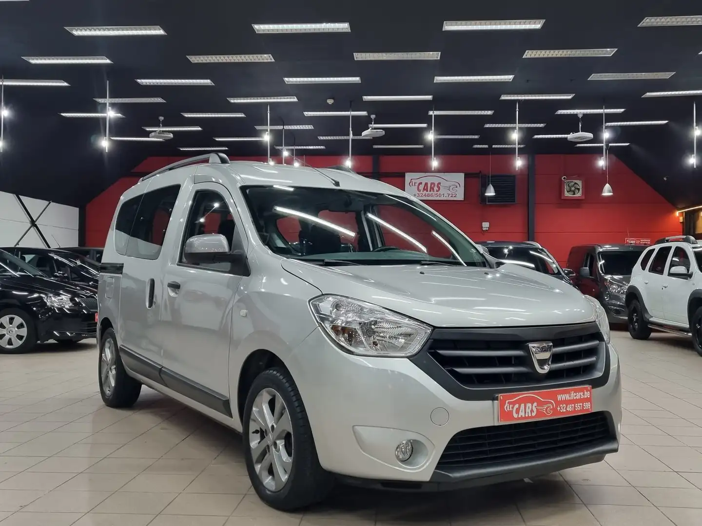 Dacia Dokker 1.5 dCi Laureate**NAVIGATIE**AIRCO**TREKHAAK*1.EIG Plateado - 1