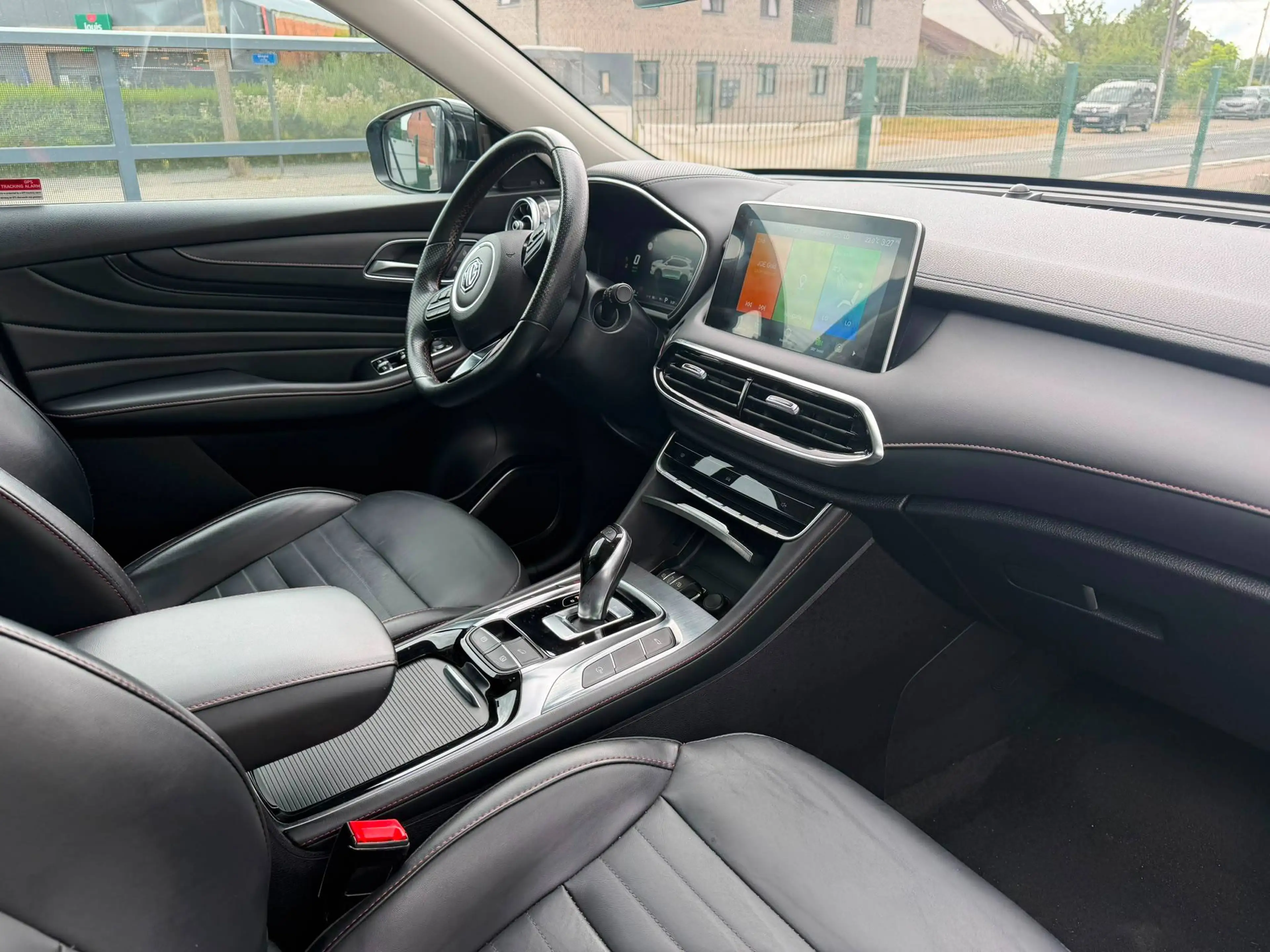 MG EHS 1.5 PHEV * 162PK * LUXURY * PANO * 360° CAMERA * BLIS — photo 10