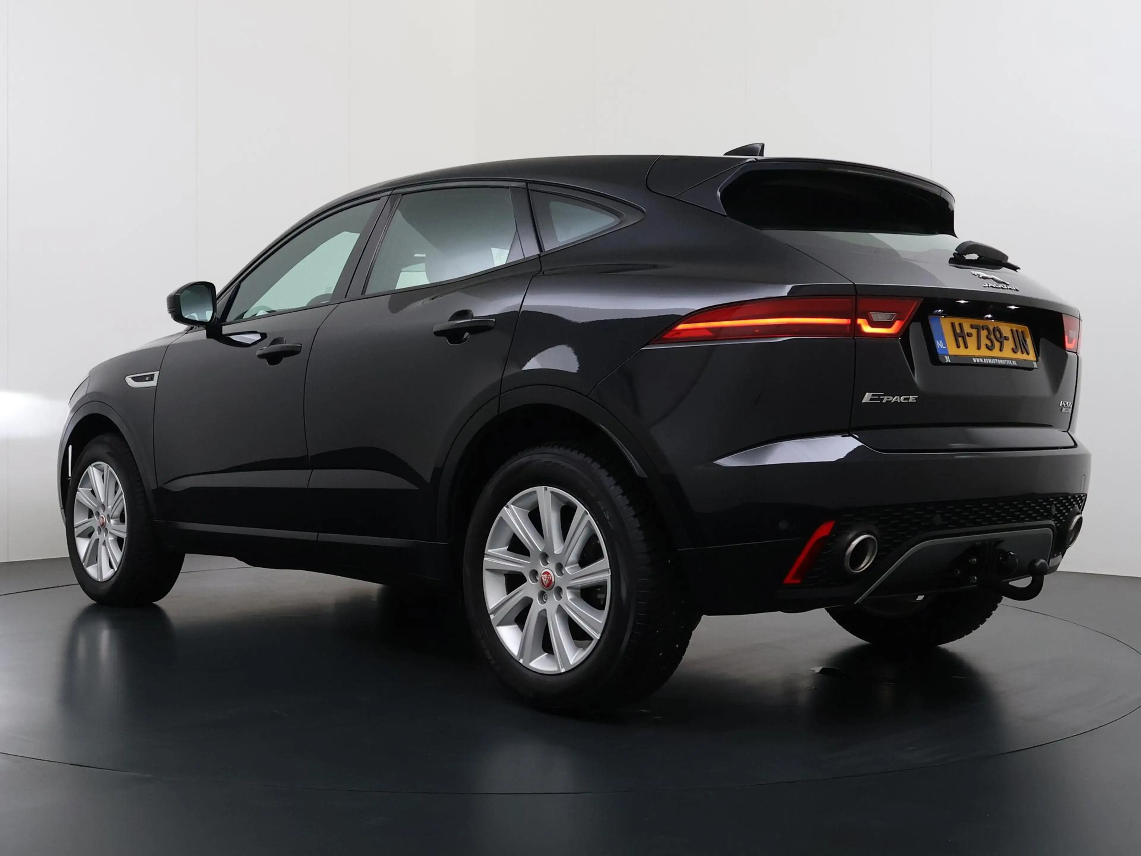 Jaguar E-Pace 2.0 P200 AWD R-Dynamic VAN: 31.900,- VOOR 29.877,- — photo 6