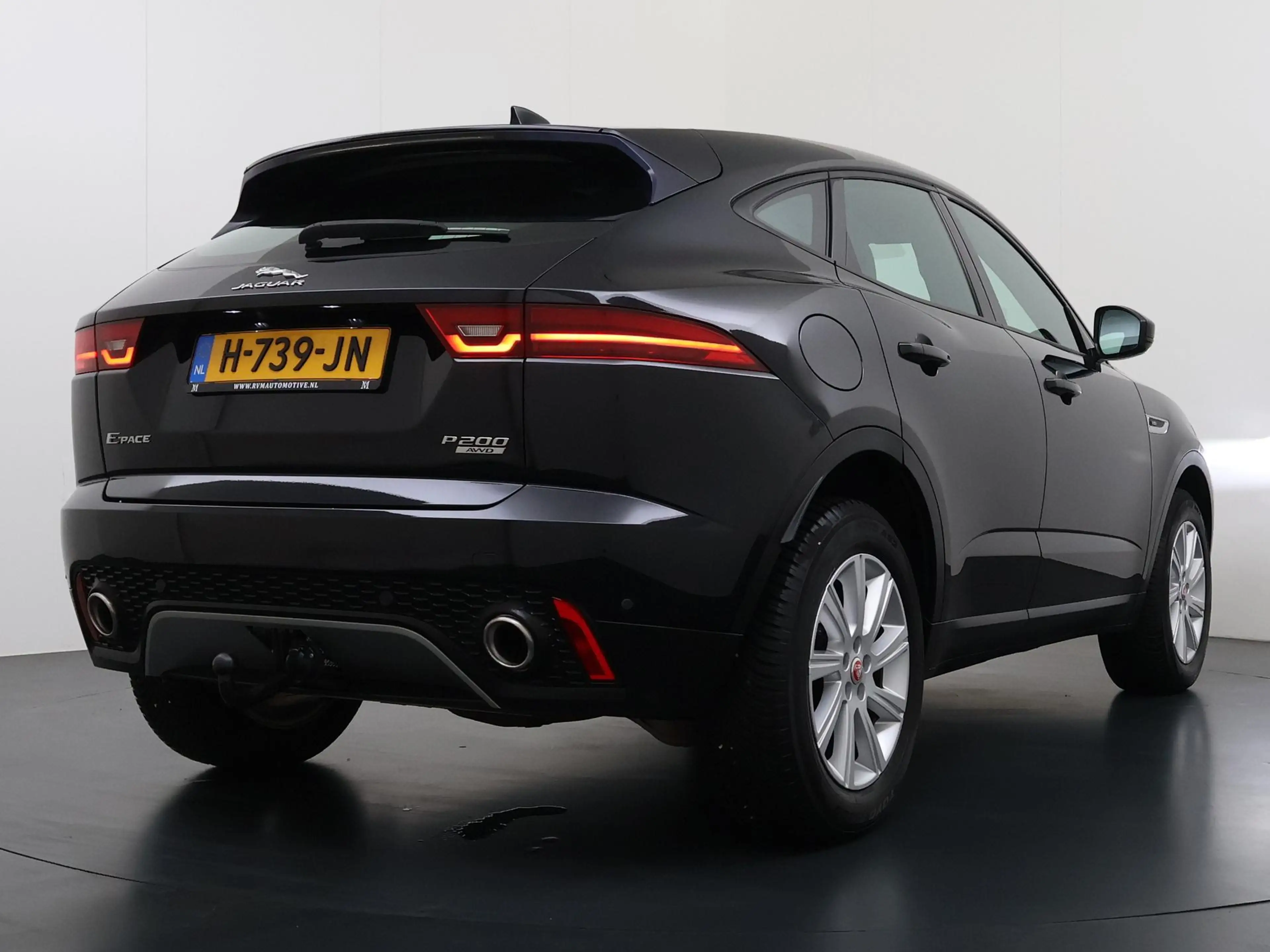 Jaguar E-Pace 2.0 P200 AWD R-Dynamic VAN: 31.900,- VOOR 29.877,- — photo 8