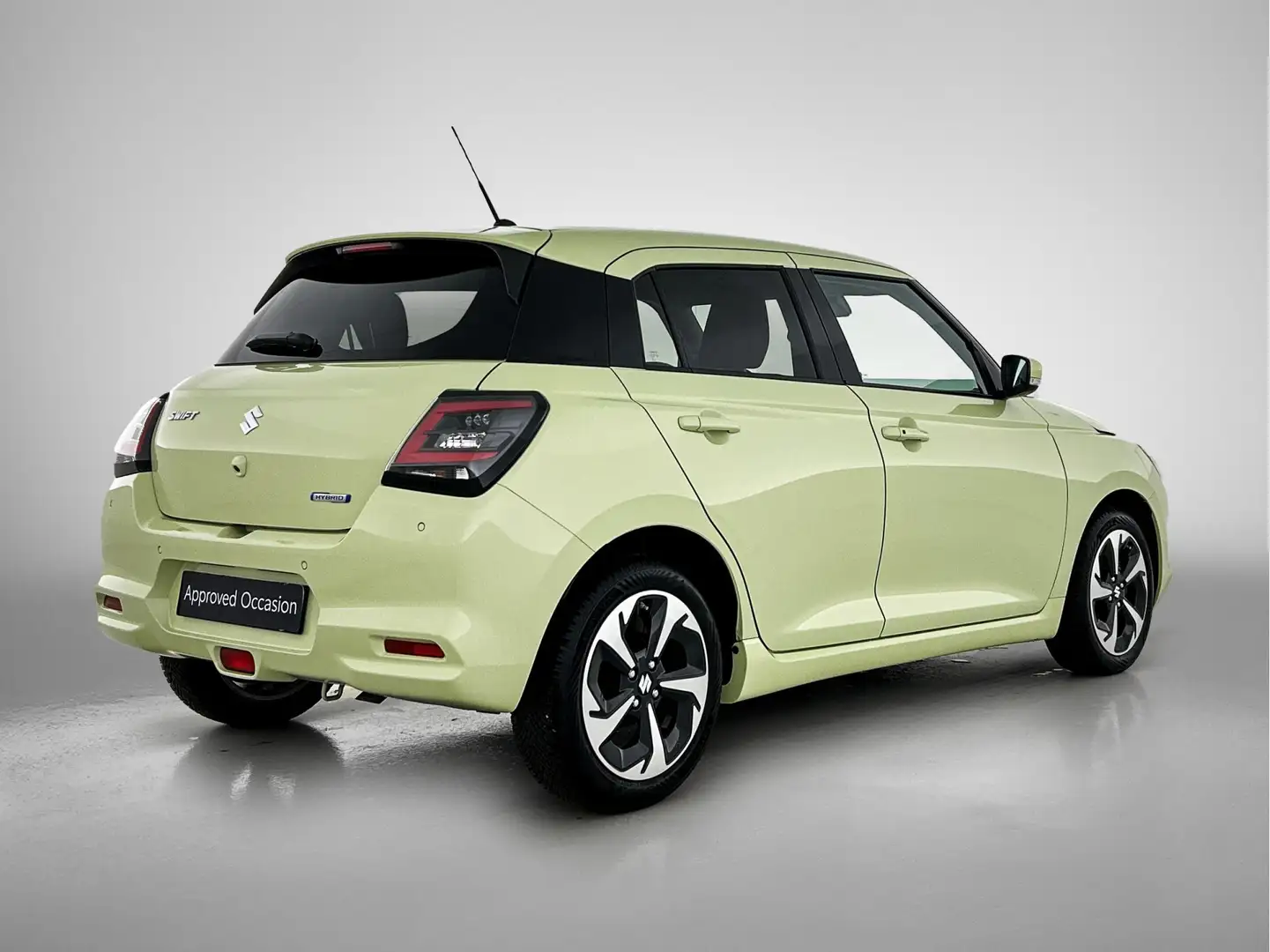 Suzuki Swift 1.2 Style Smart Hybrid | BTW Voertuig | Stoelverwa Geel - 2