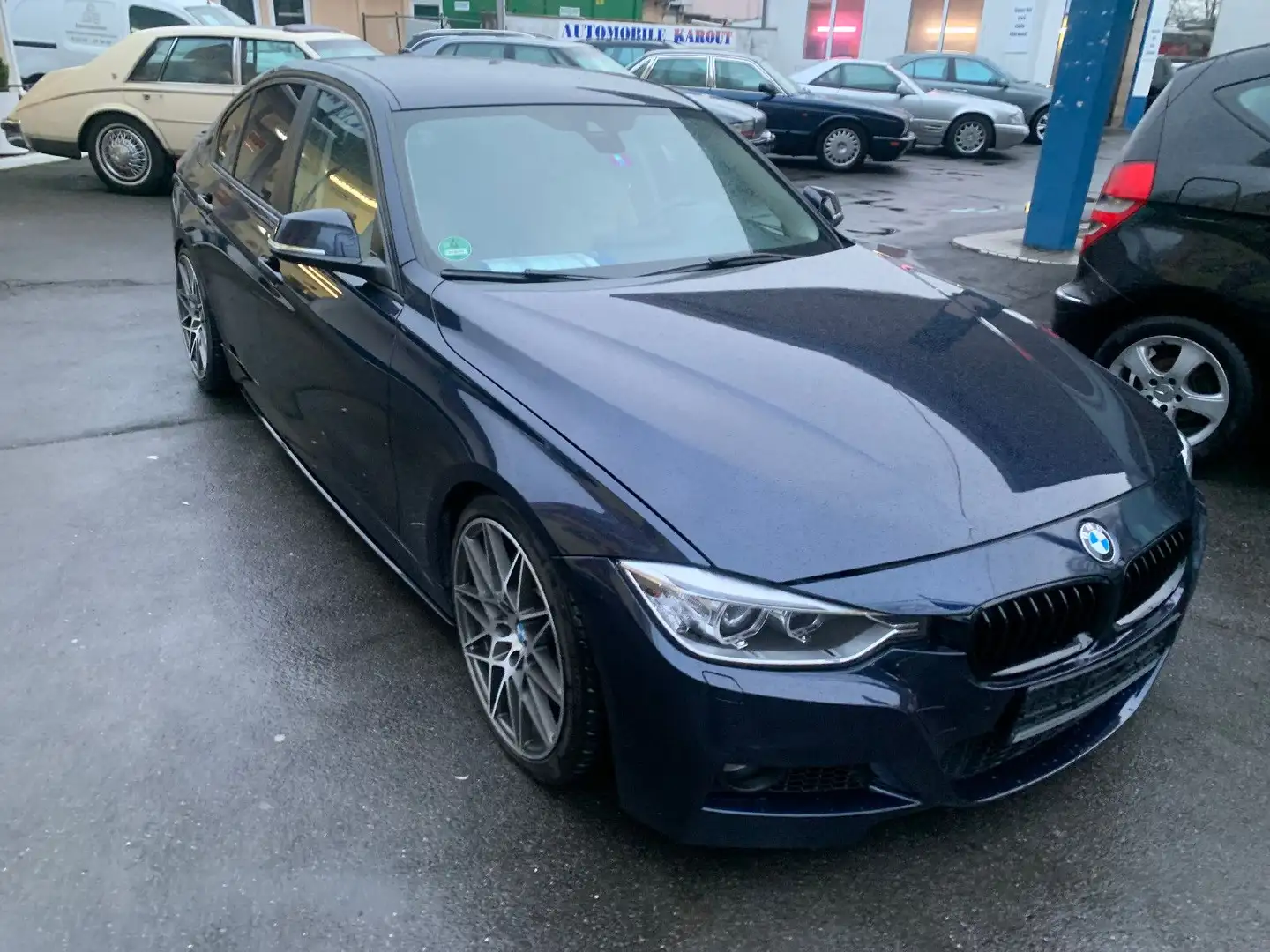 BMW 335 Baureihe 3 Lim. 335i Синій - 1