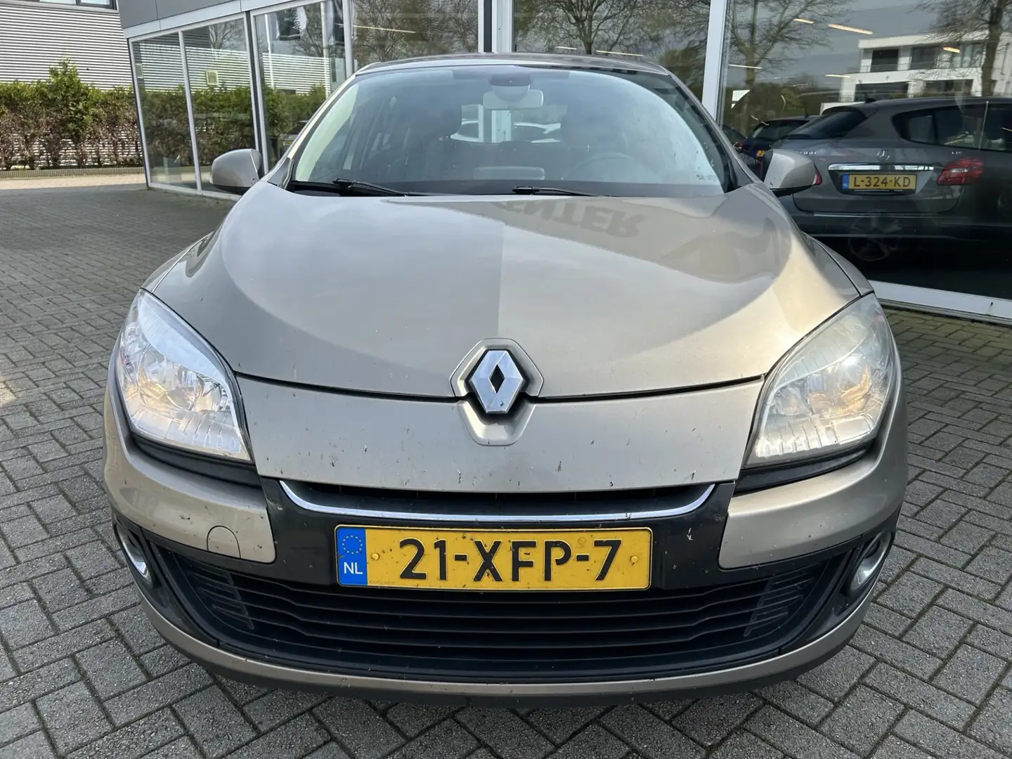 Renault Megane 1.5 dCi Expression Airco / Cruise / APK 11-2024 Brown - 2
