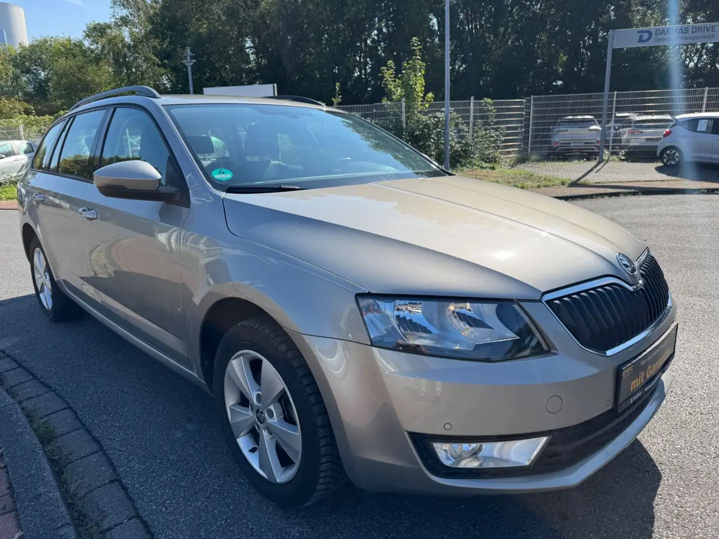 Skoda Octavia 1.4 TSI/DSG/1.HD/T.LEDER/KLIMAAUT/AHK/ALU/PDC/SH Grau - 2