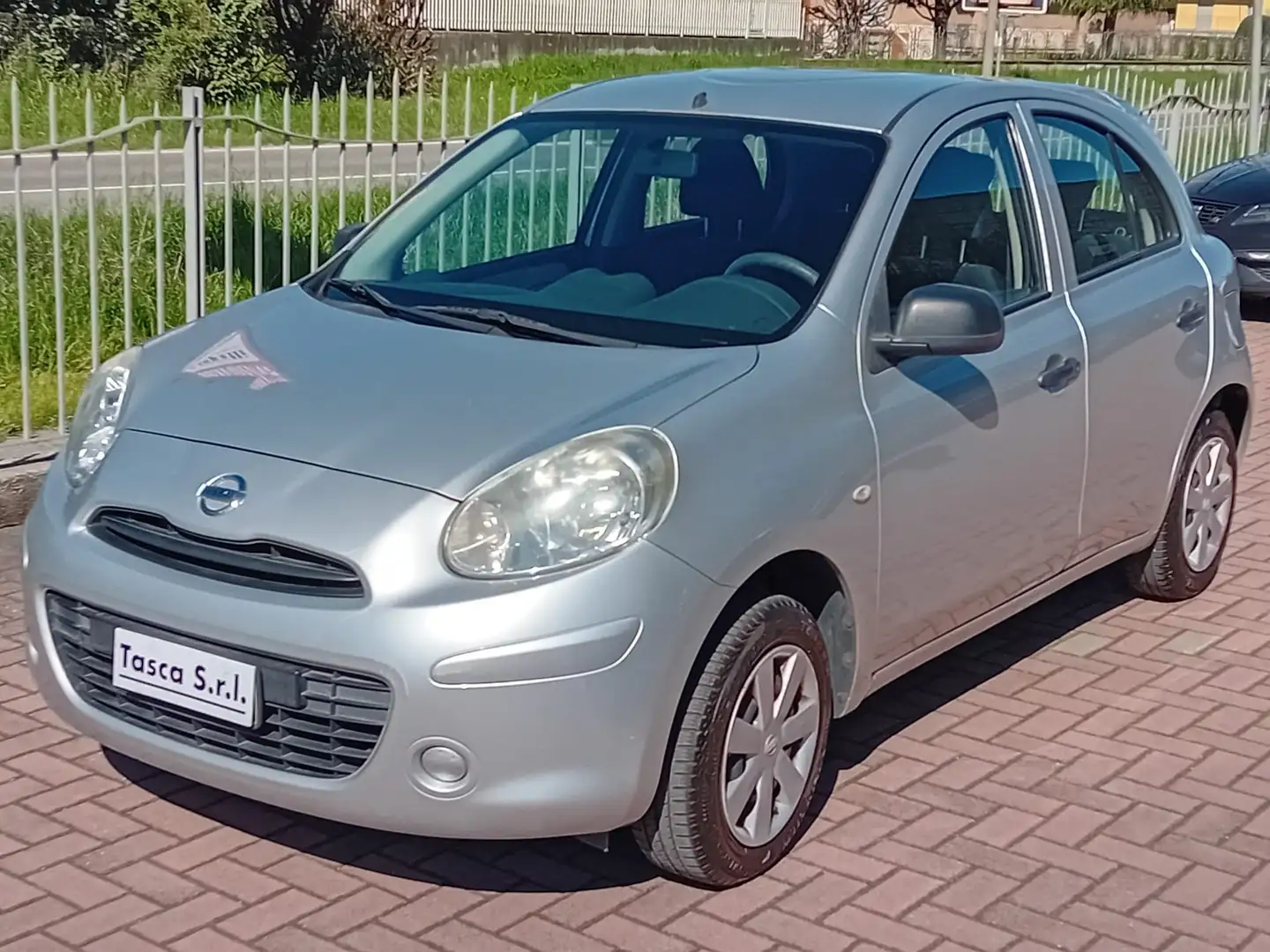 Nissan Micra 5p 1.2 Comfort Argento - 2