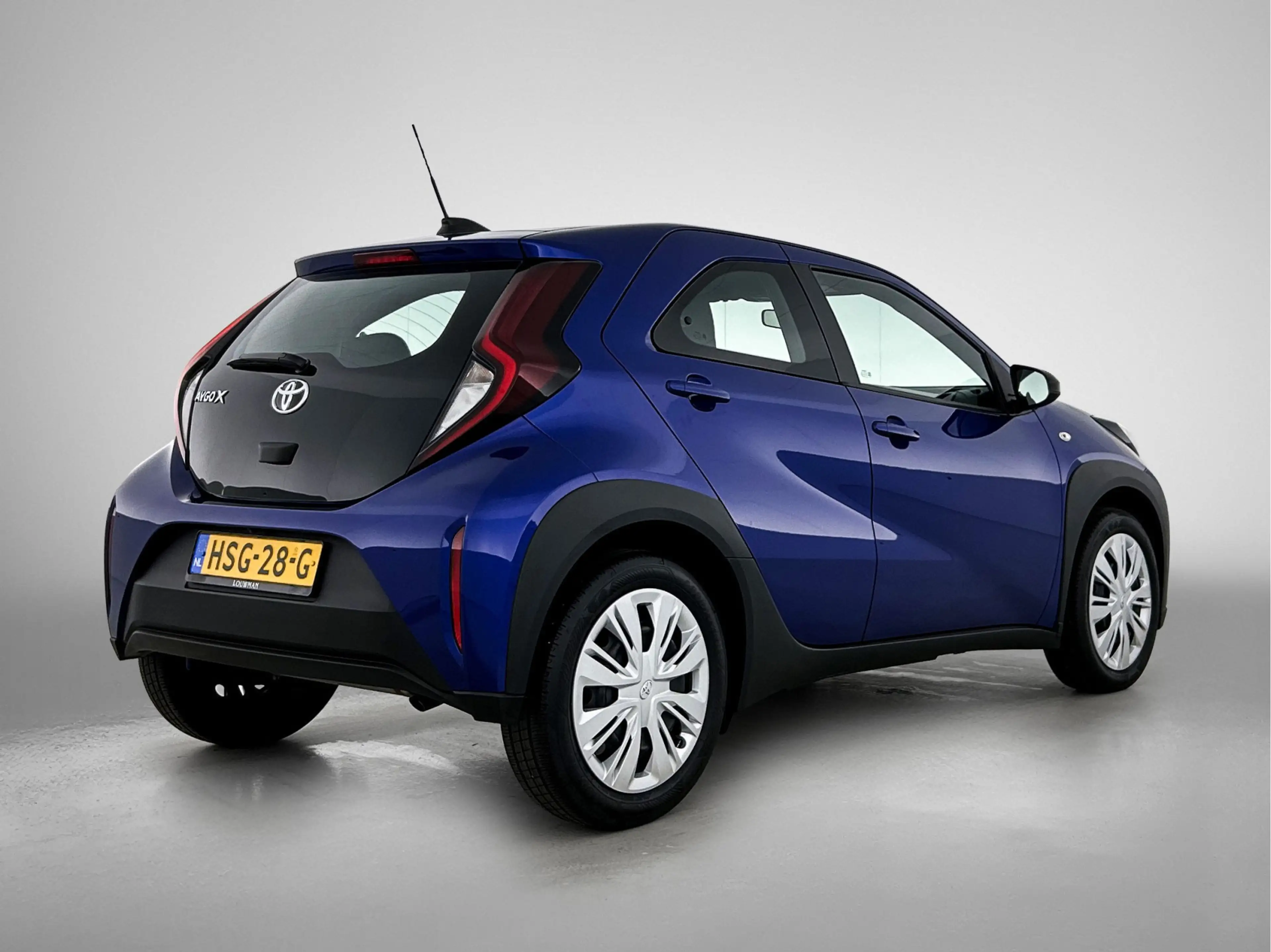 Toyota Aygo X 1.0 VVT-i MT Play BTW voertuig | Dealer onderhoude — photo 2