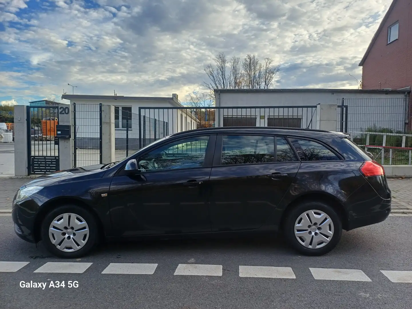 Opel Insignia Selection"Inkl.WInterreifen,Inspektion Neu" Schwarz - 1
