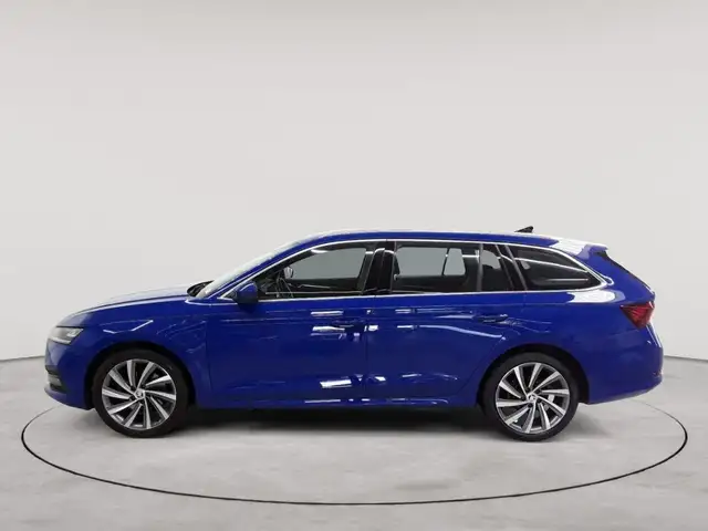 Skoda Octavia view 6