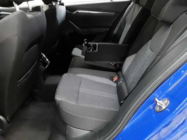 Skoda Octavia view 14