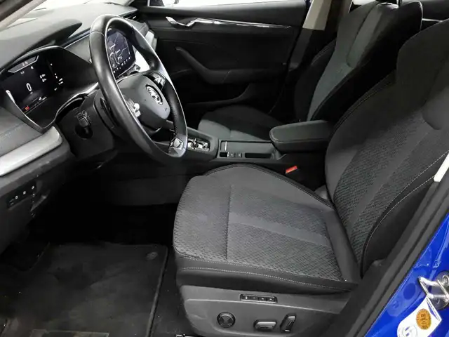 Skoda Octavia view 7