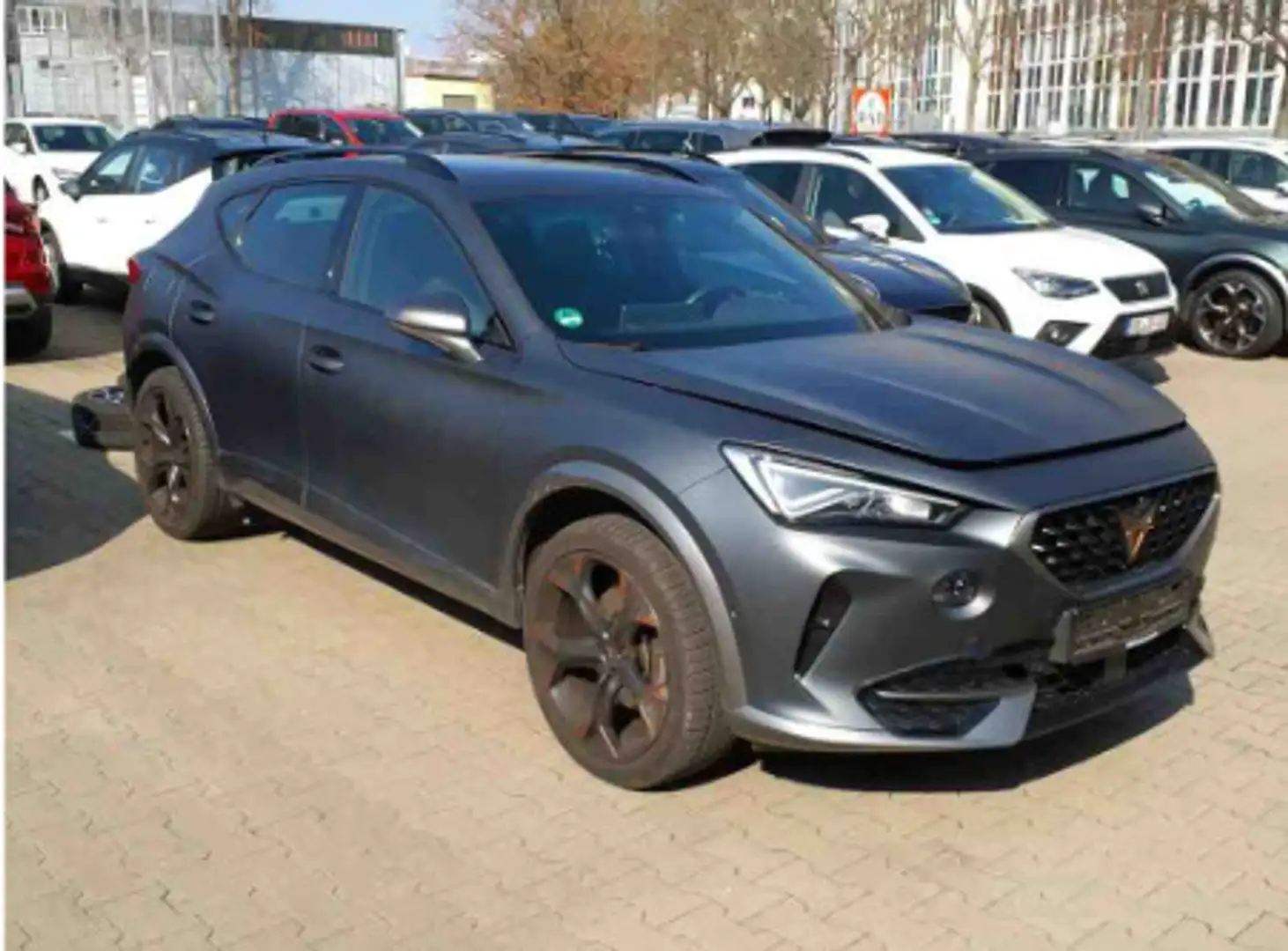 CUPRA Formentor 1.5 TSI DSG | ACC | NAVI | PANO | Gris - 2