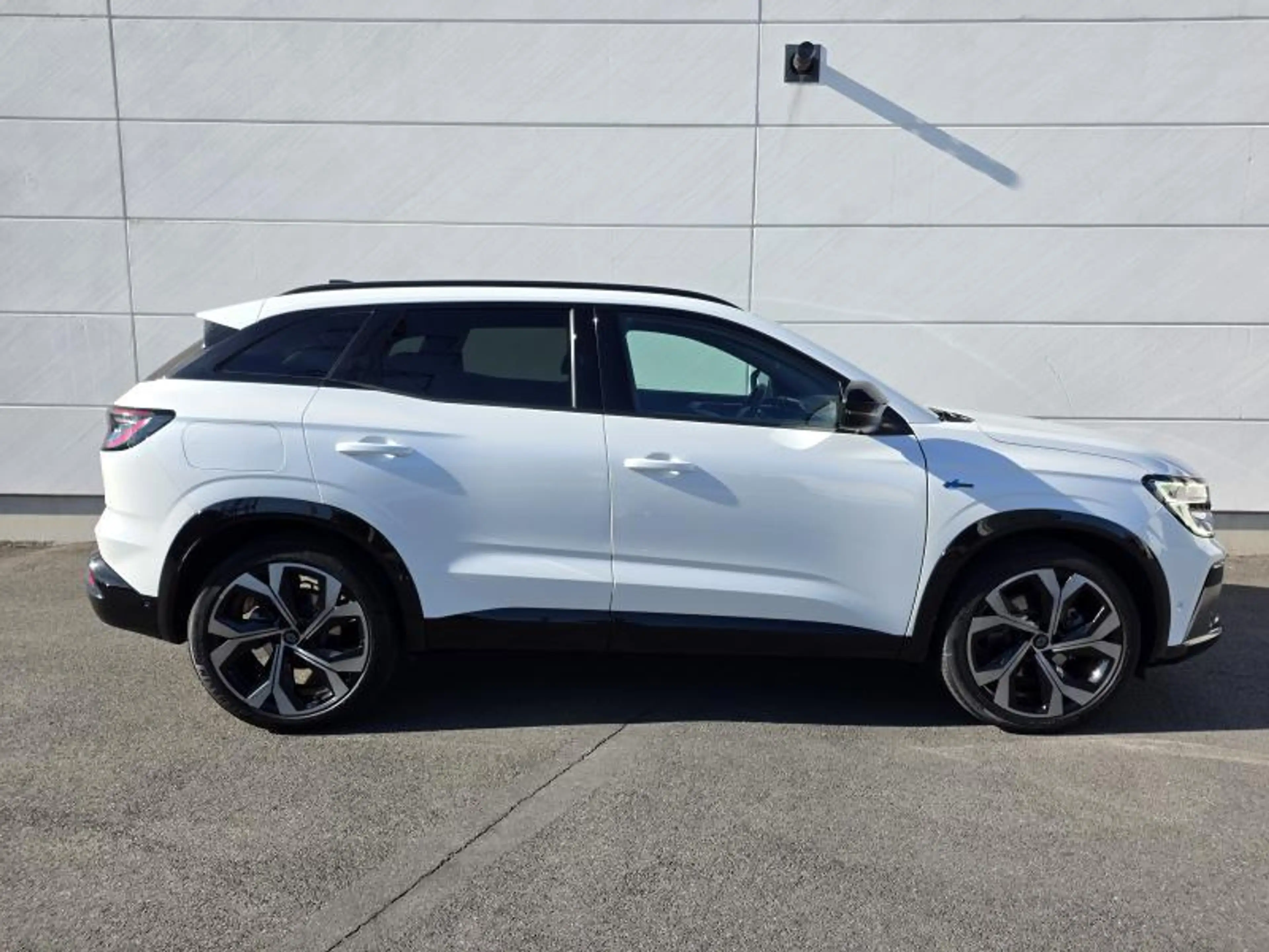 Renault Austral Esprit Alpine E-Tech Hybrid — photo 4