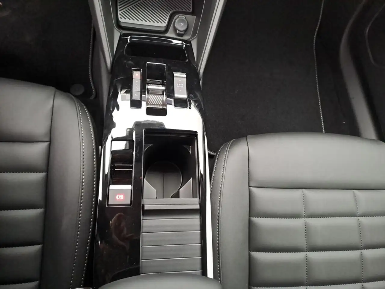 Citroen C4 Hybrid 145 MAX 15