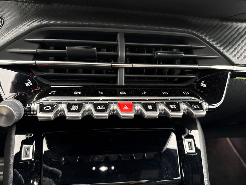 Peugeot 208 GT Elektro 136PS PANO NAVI KAM Klimaauto. — photo 15