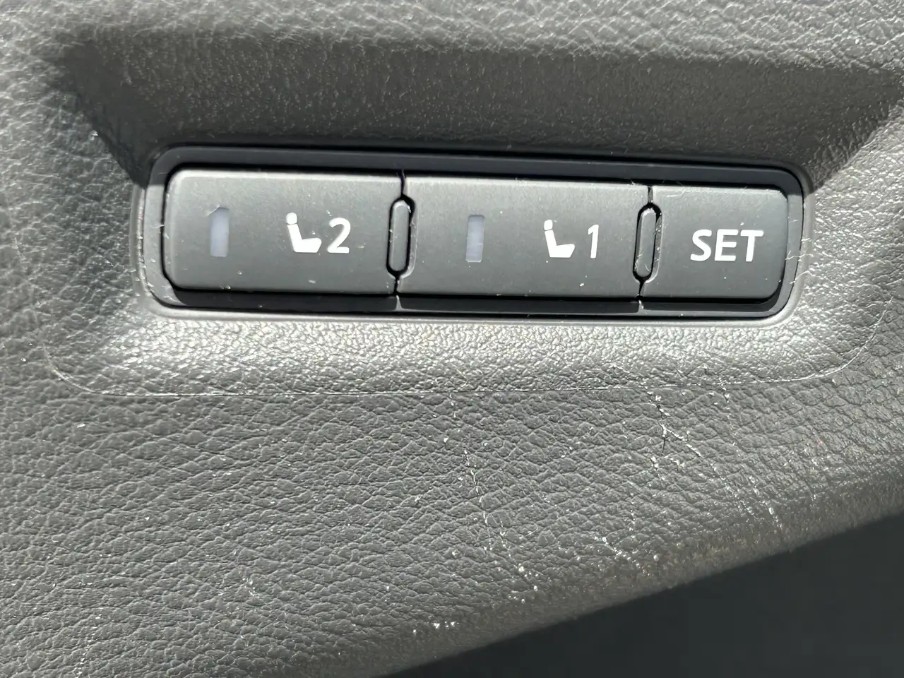 Nissan Murano снимка Nissan Murano