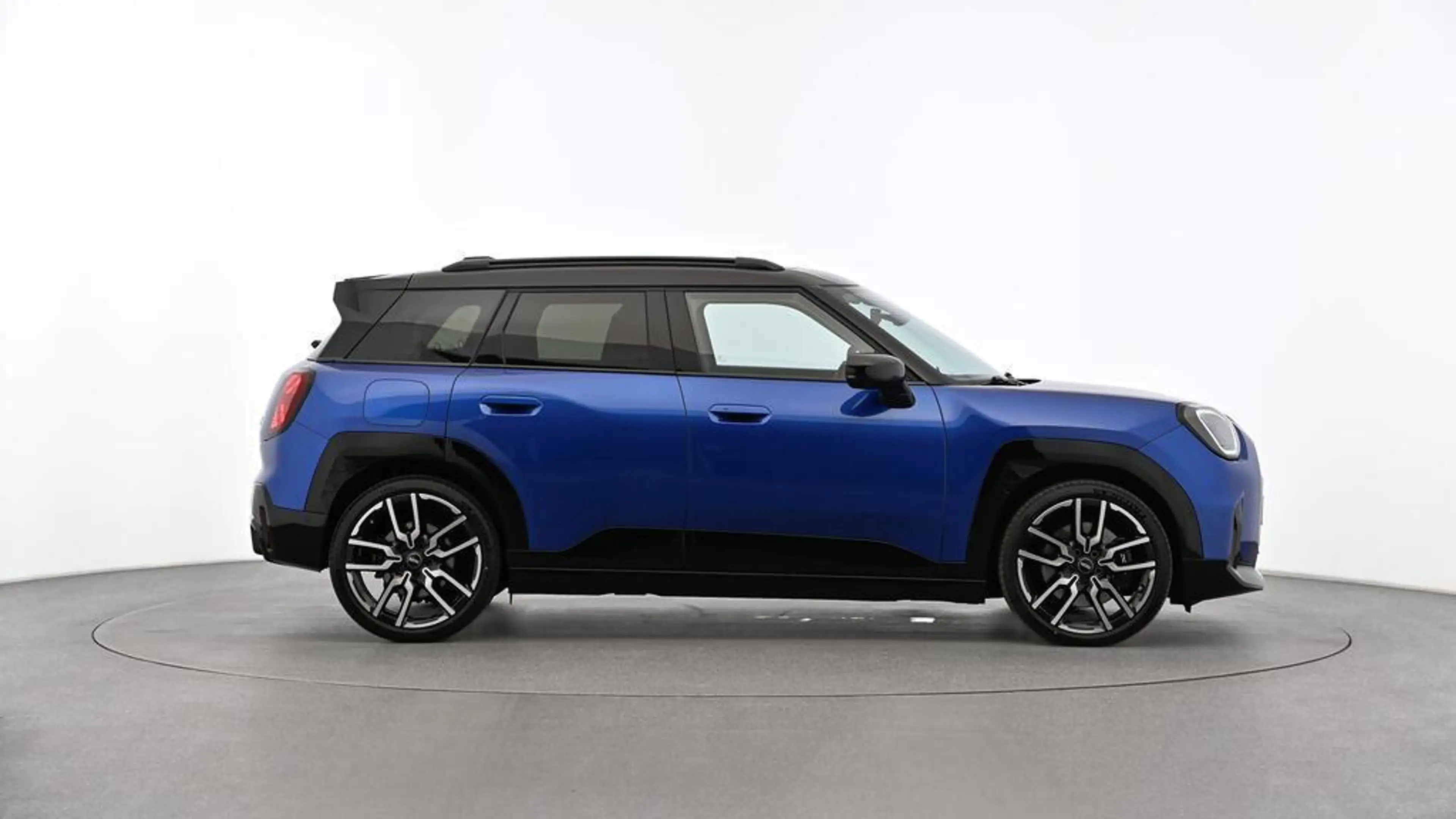 MINI Aceman John Cooper Works Trim — photo 3