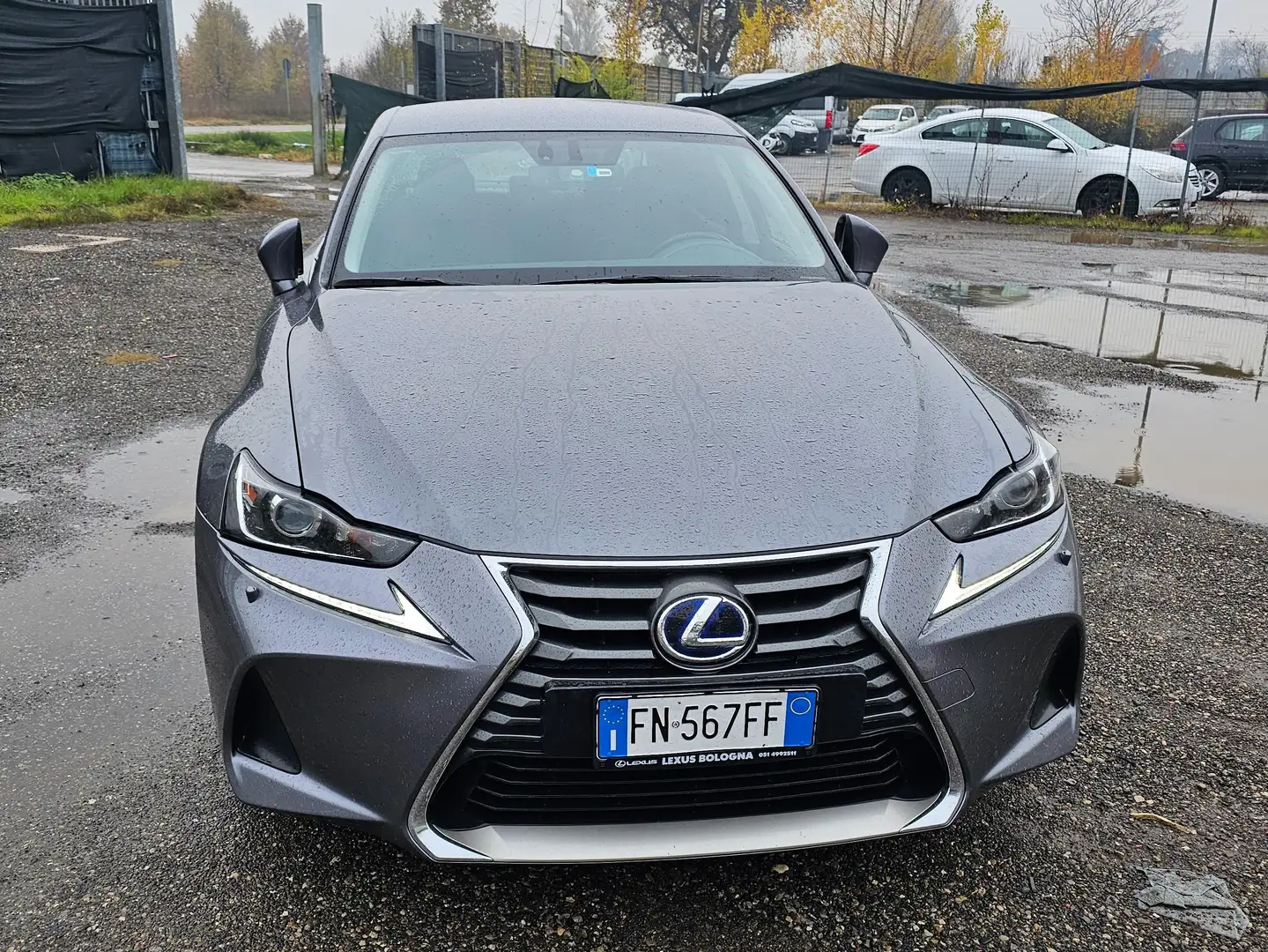 Lexus IS 300 IS III 2017 300h 2.5 Executive cvt Grau - 1