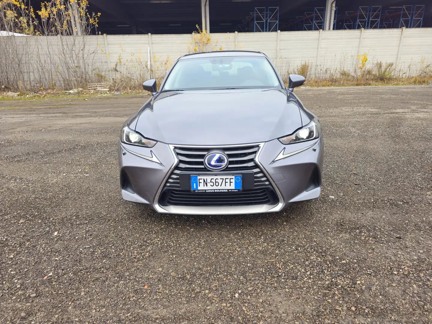 Lexus IS 300 IS III 2017 300h 2.5 Executive cvt Grigio - 1