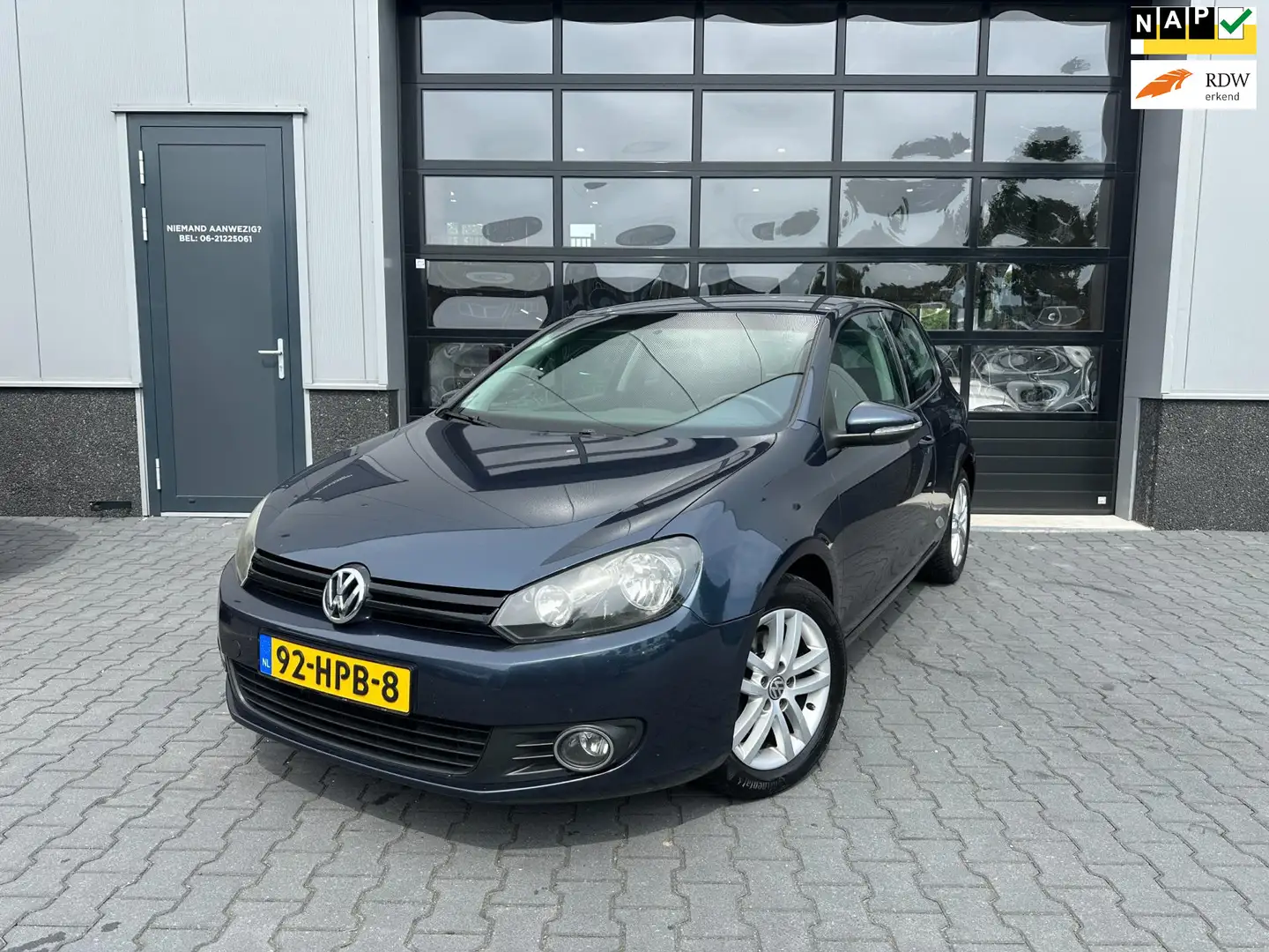 Volkswagen Golf 1.4 TSI Trendline Grey - 1