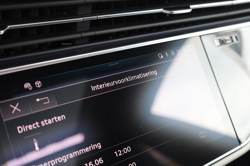 Audi Q8 60 TFSIe Competition Trekhaak l Volleder l Head-up — photo 27