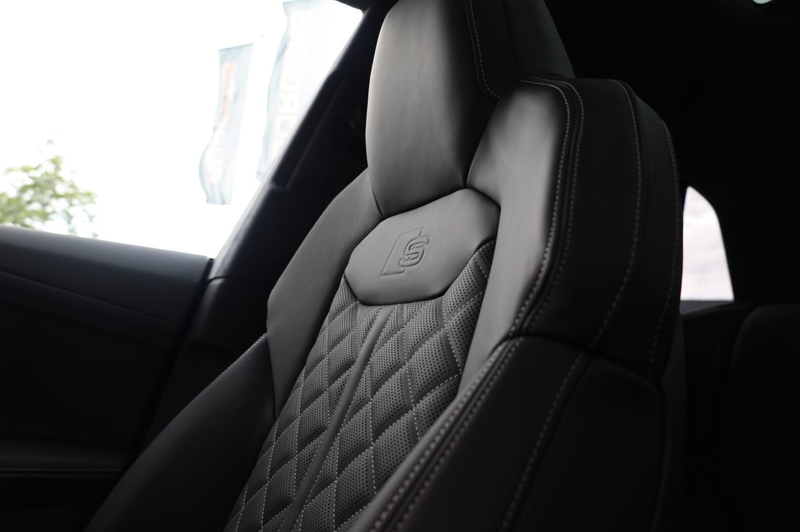Audi Q8 60 TFSIe Competition Trekhaak l Volleder l Head-up — photo 44