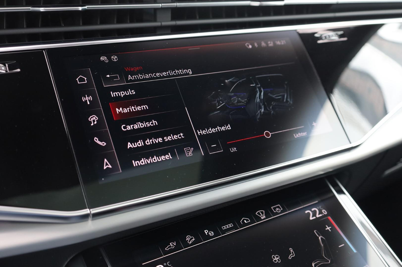Audi Q8 60 TFSIe Competition Trekhaak l Volleder l Head-up — photo 31