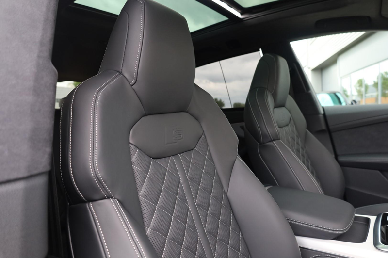 Audi Q8 60 TFSIe Competition Trekhaak l Volleder l Head-up — photo 40