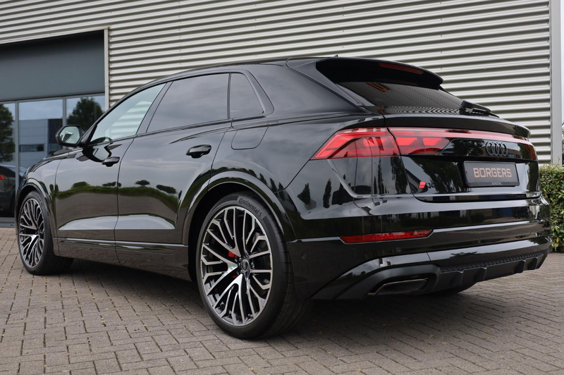Audi Q8 60 TFSIe Competition Trekhaak l Volleder l Head-up — photo 25
