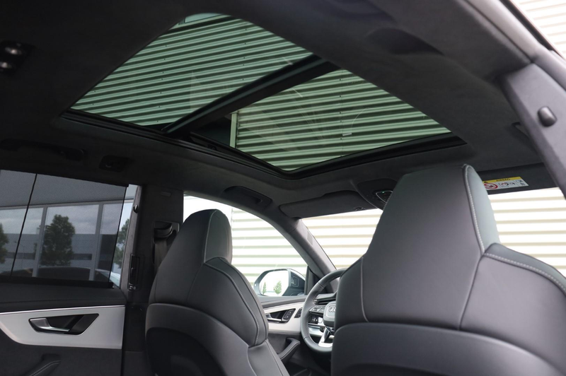 Audi Q8 60 TFSIe Competition Trekhaak l Volleder l Head-up — photo 22