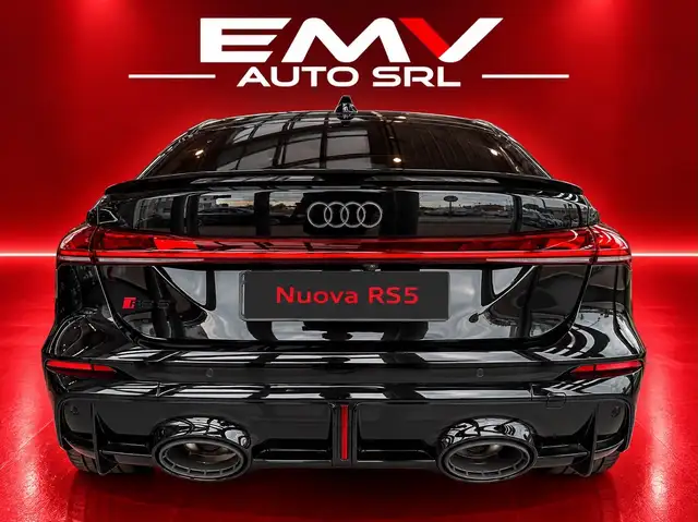 Audi RS5 view 13