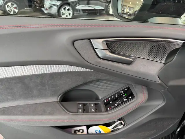 Audi RS5 view 7