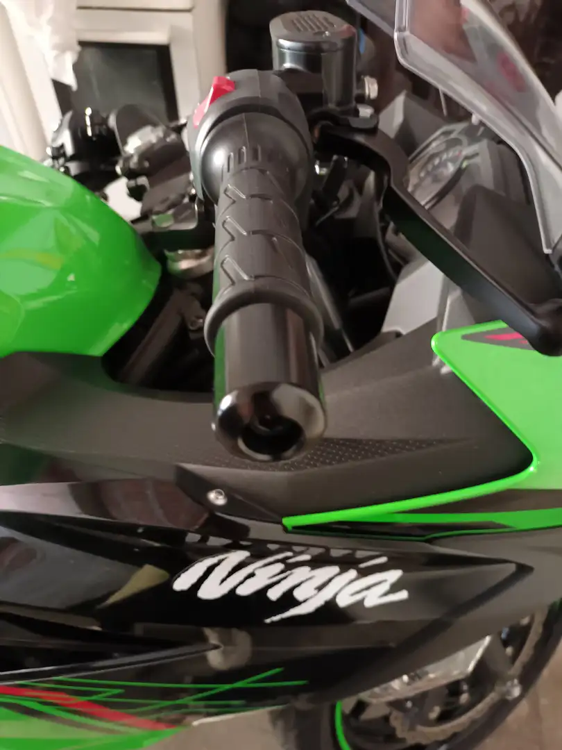 Kawasaki Ninja 400 Yeşil - 1