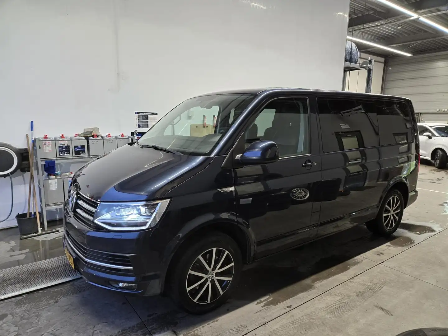 Volkswagen Transporter 2.0 TDI | Dubbele cabine | Automaat | 2e eigenaar Blauw - 2