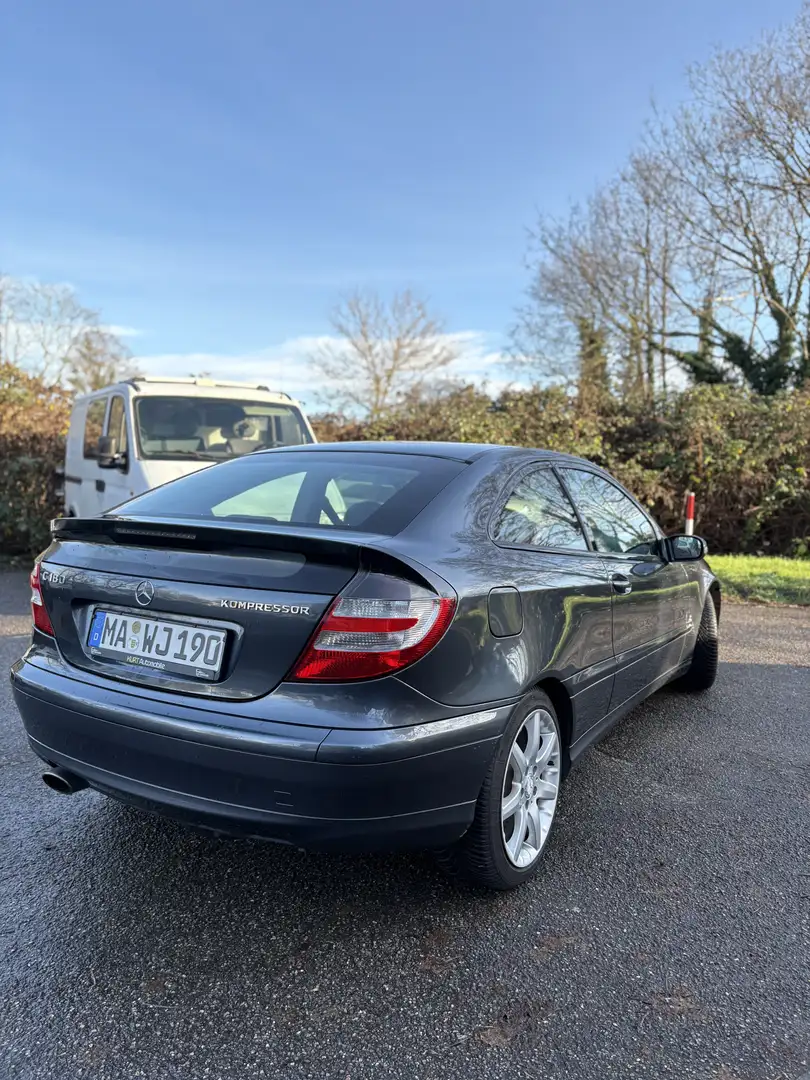 Mercedes-Benz C 180 Kompressor Sportcoupe - 2