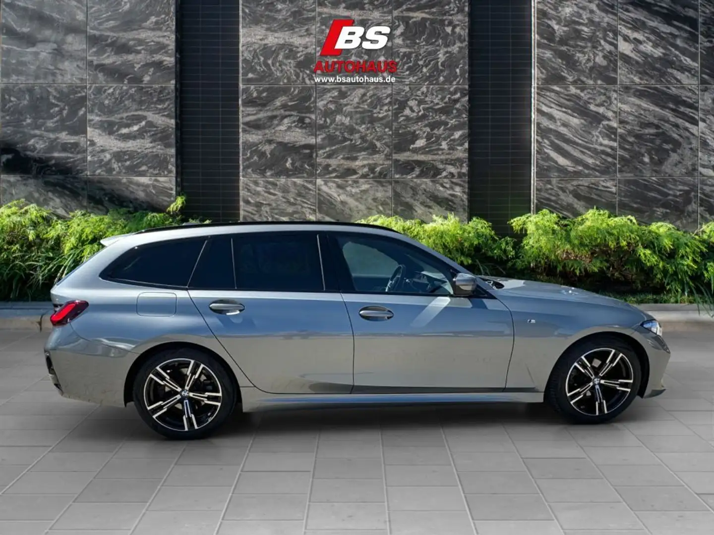 BMW 318 d Touring Aut. Live Cockpit M Sport LEDER - 1